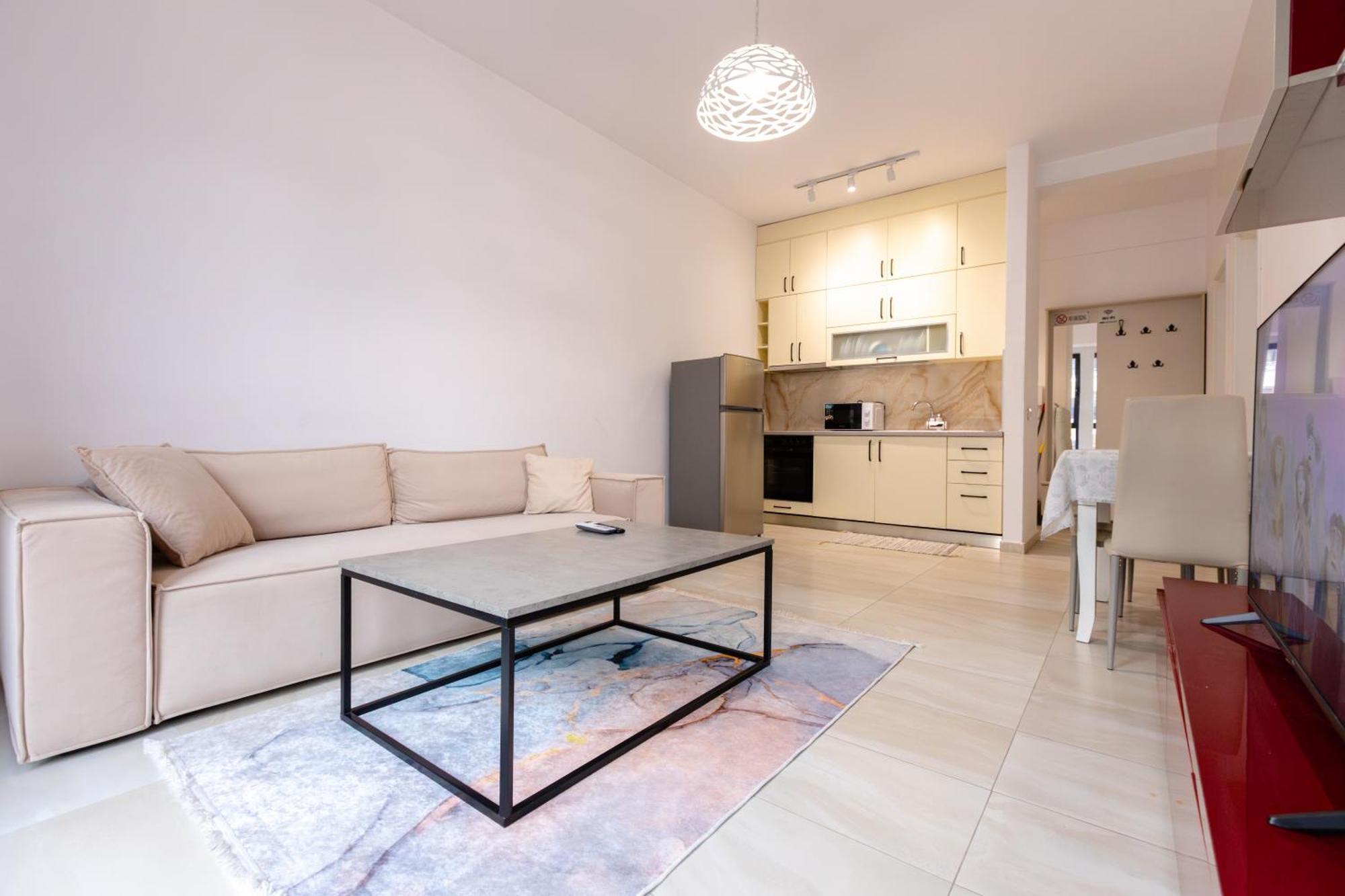Happy Home Central 1 Tirana Exterior photo