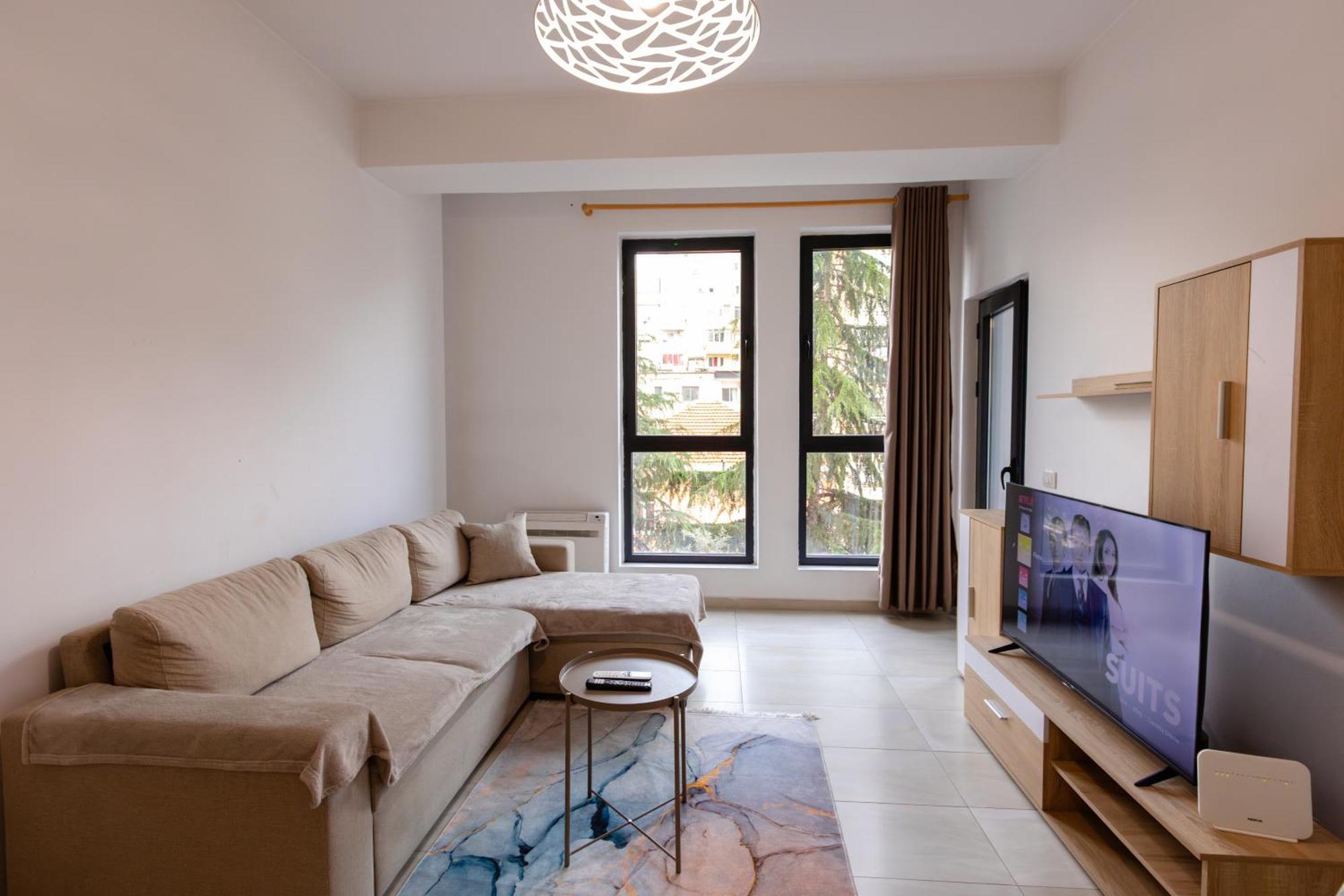 Happy Home Central 1 Tirana Exterior photo